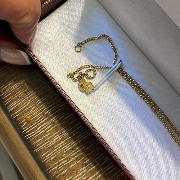 Christian Dior Logo Necklace in Gold. No flaws noted. - Picture 3 of 4